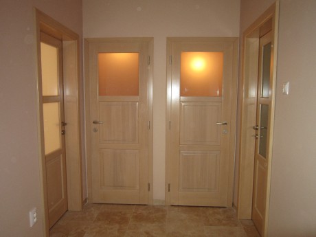 Luxusné smrekové  pastelové dvere bezhrčaté
